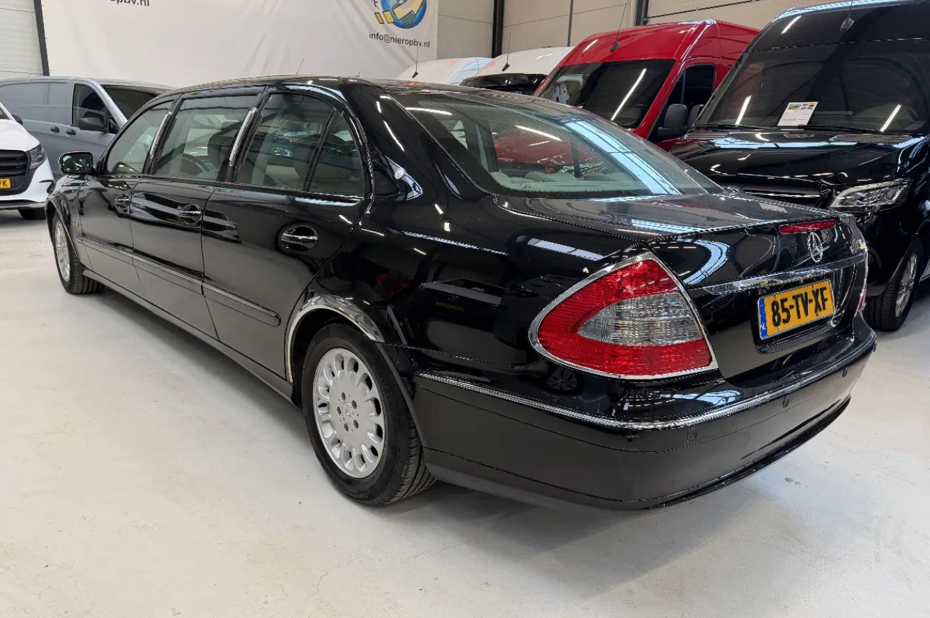 Mercedes-Benz E 200 2007, photo 3/9
