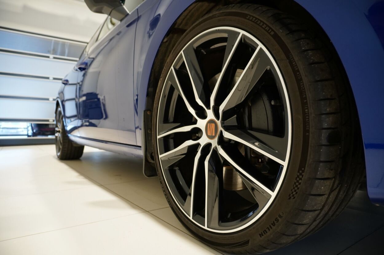 SEAT Leon 2020, photo 5/27