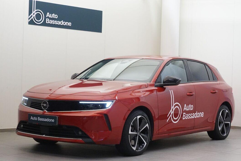 Opel Astra, 2023, 1.6, 110 kW, uzlādējams hibrīds (benzīns/elektrība), automātiskā, priekšējā piedziņa