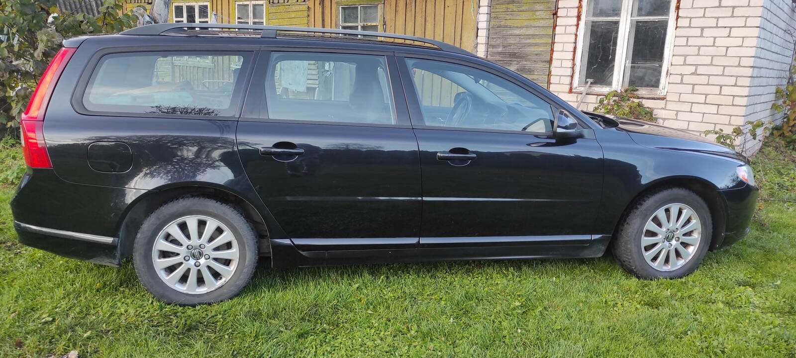 Volvo V70 2012, photo 4/7