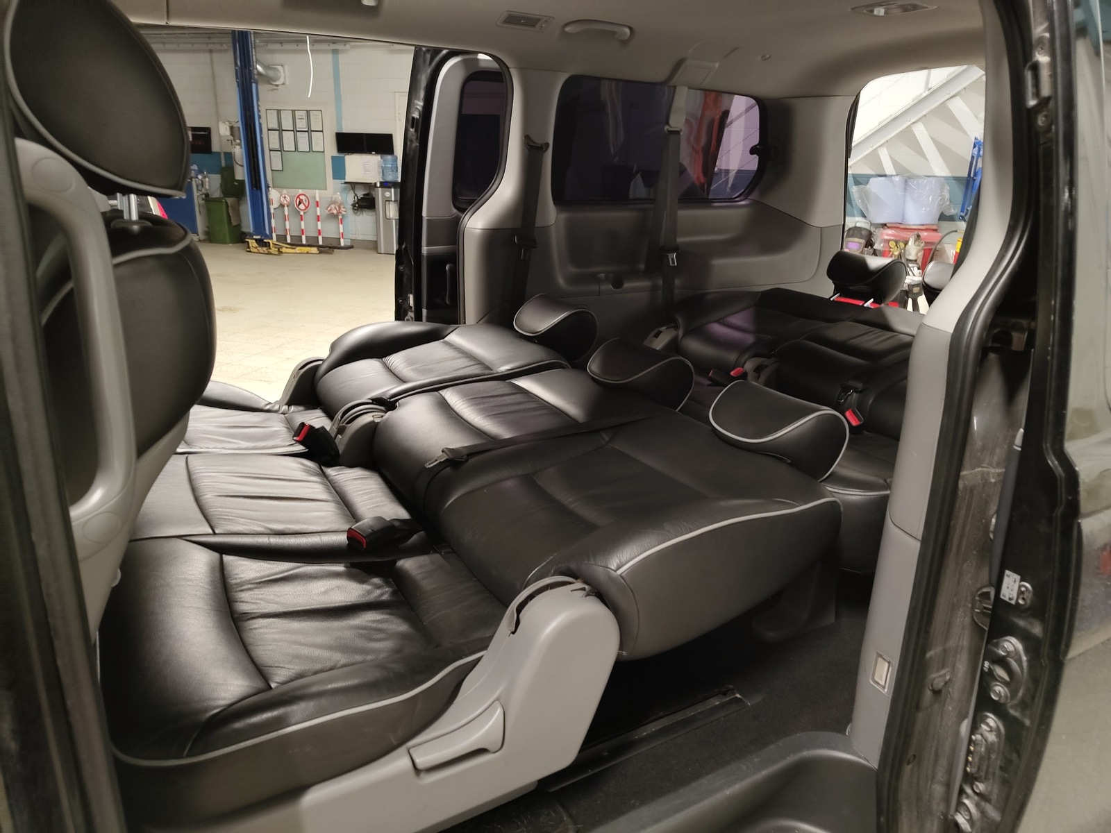 Hyundai H-1 2011, photo 4/7