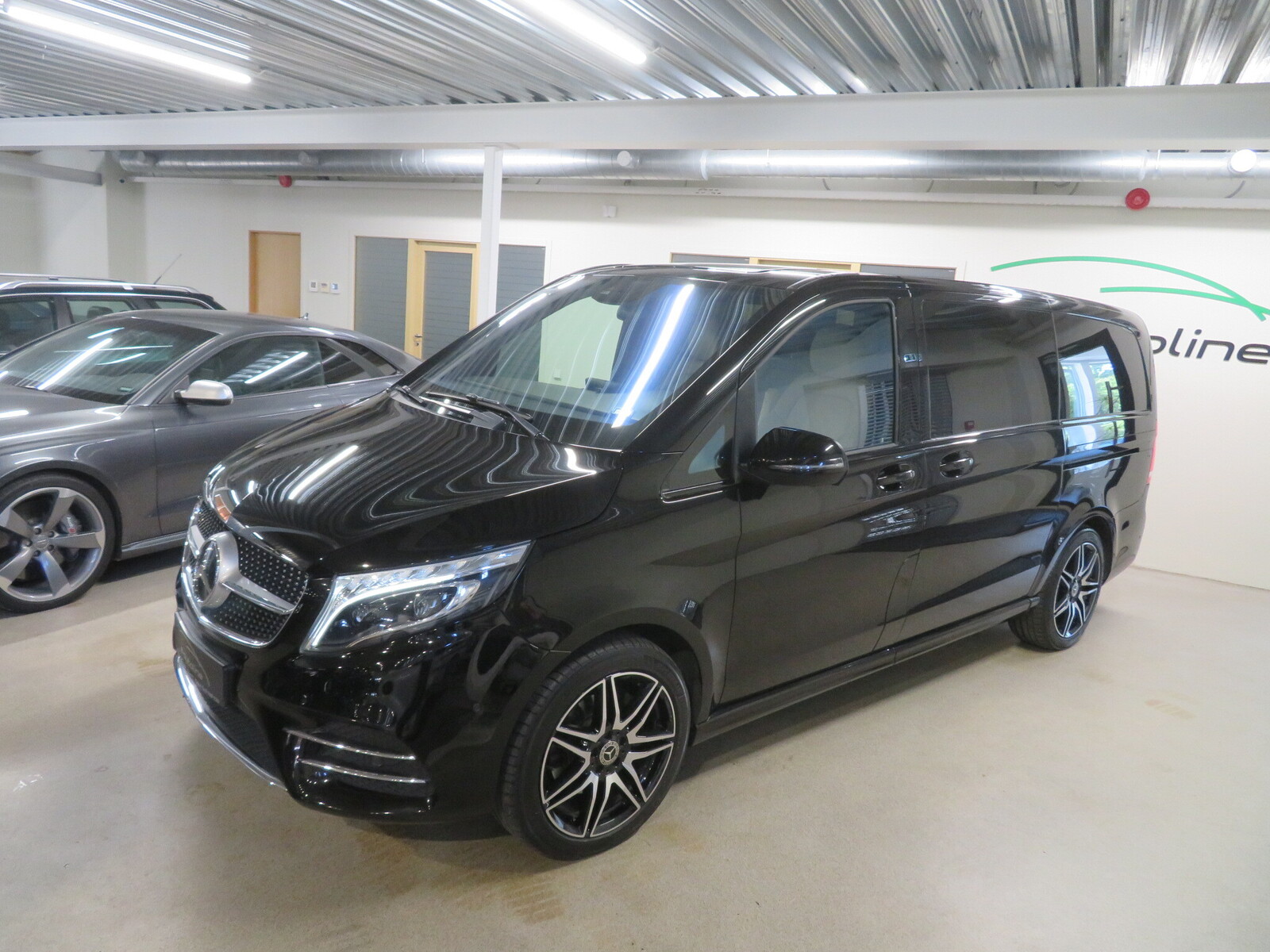 Mercedes-Benz V 300 4Matic Avantgarde A2 AMG Line 2.0 176kW