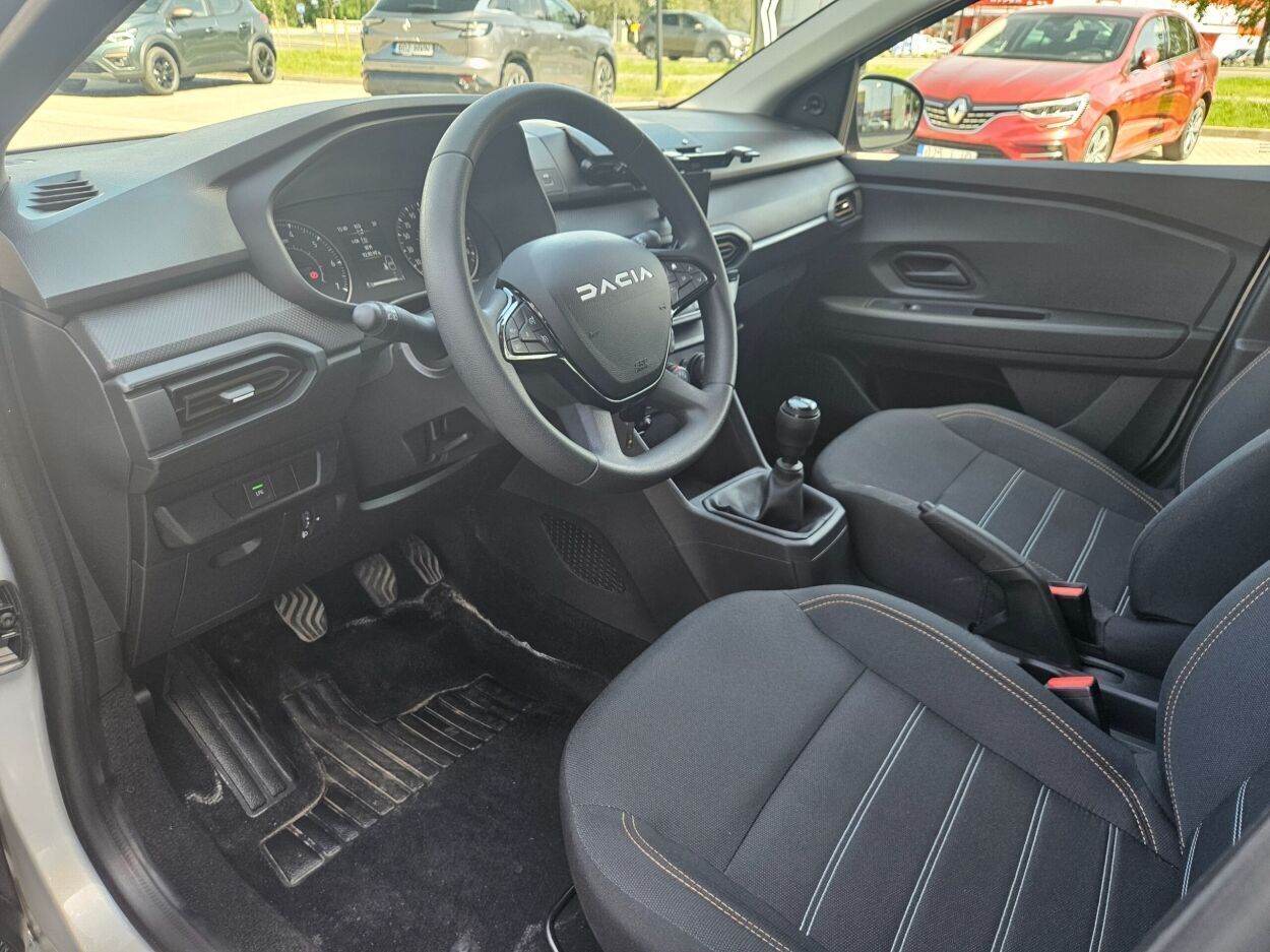 Dacia Sandero 2023, kuva 7/9