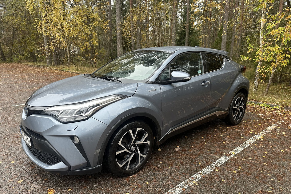 Toyota C-HR, 2020, 1.8, 72 kW, hübriid (bensiin/elekter), automaat, esivedu
