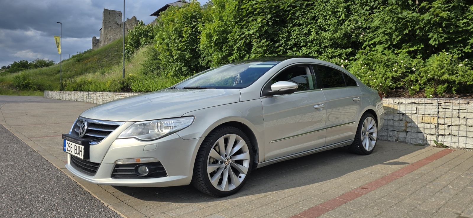 Volkswagen Passat CC 2008, photo 2/10