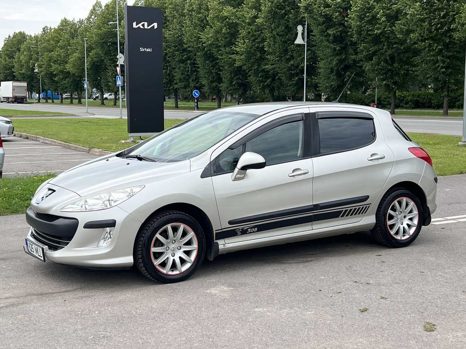 Peugeot 308