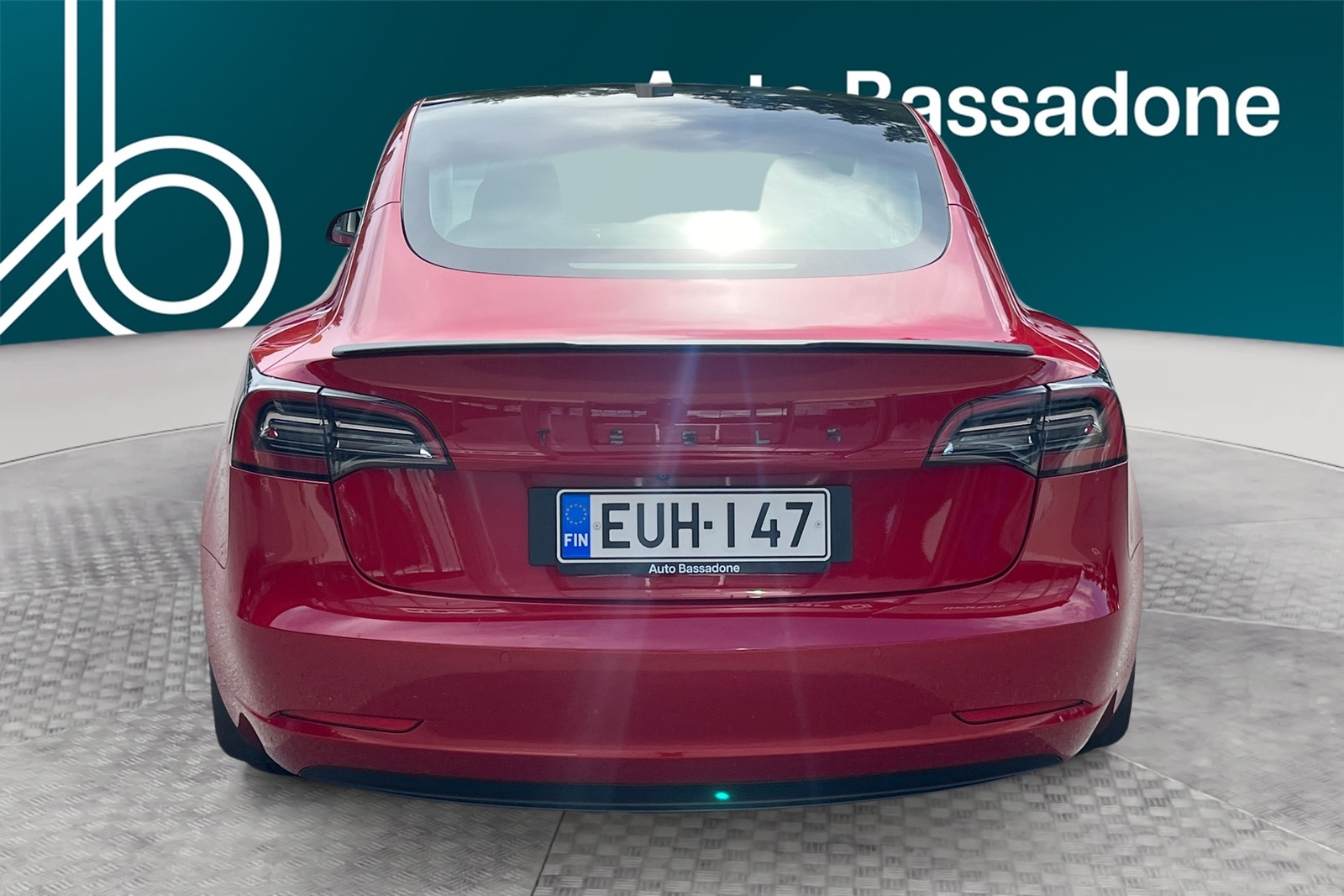 Tesla Model 3 2022, kuva 4/10