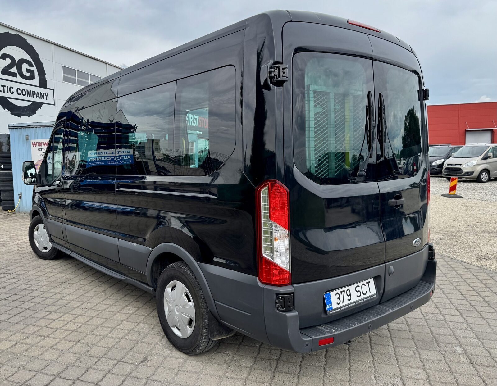Ford Transit L3H2 INVA 2.0 Tdci 96kW 2016, photo 2/10