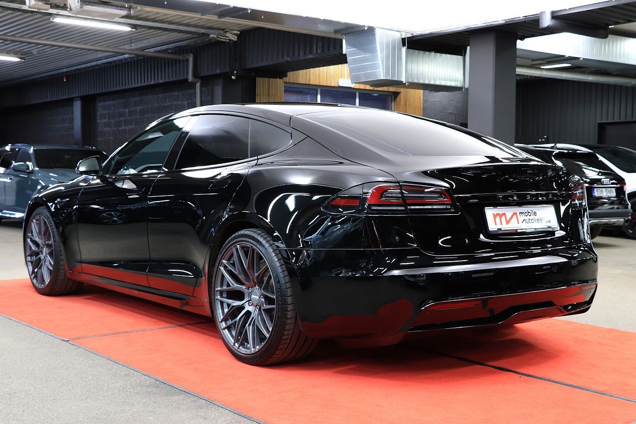 Tesla Model S 2023, photo 4/31