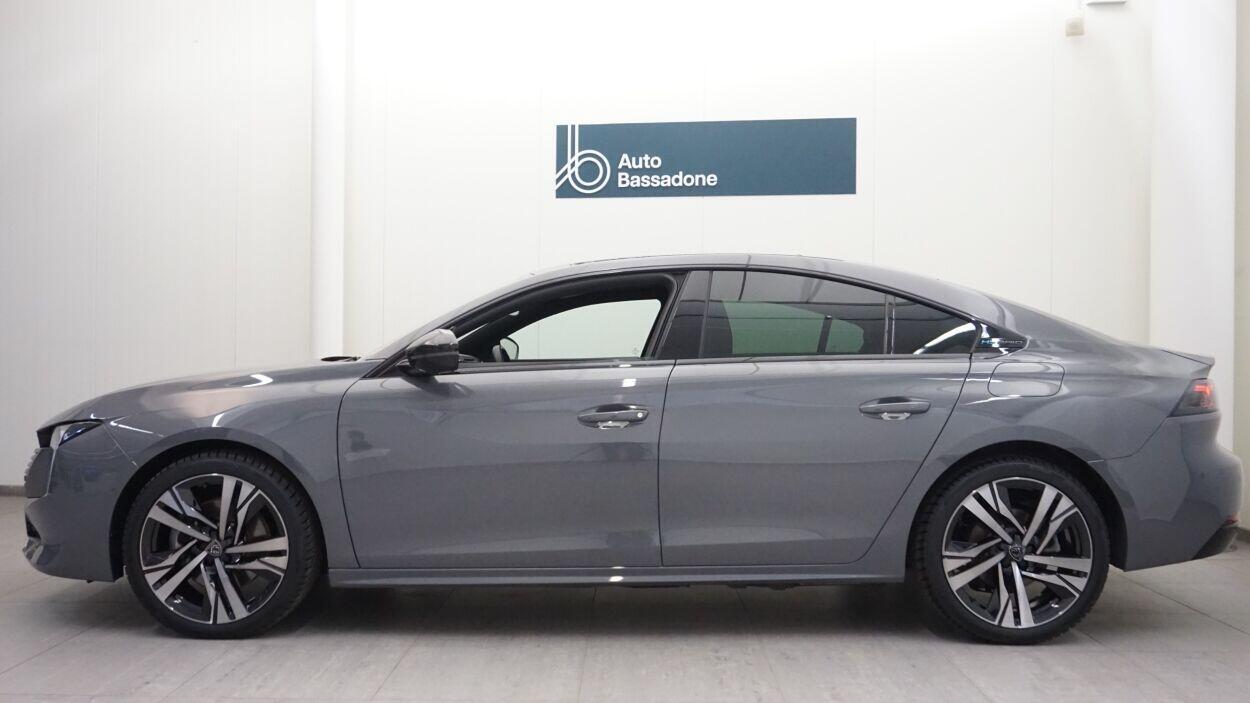 Peugeot 508 GT PHEV 225 1.6 133kW 2023, photo 3/10