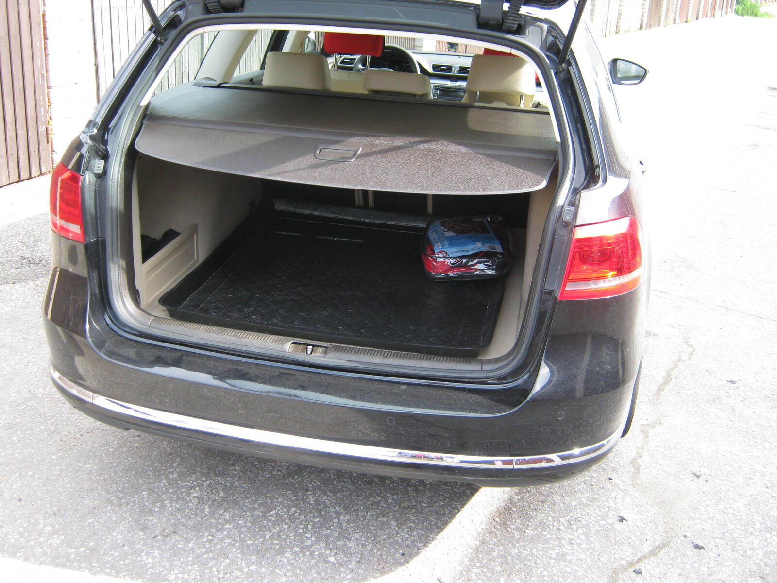 Volkswagen Passat 2013, photo 2/5