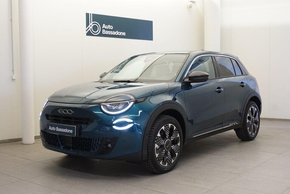 Fiat 600, 2025, 1.2, 74 kW, hibridas (benzinas/elektra), automatinė, priekiniai varomieji ratai