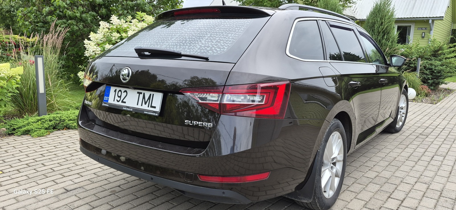 Škoda Superb 2017, kuva 4/10
