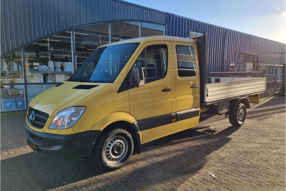 Mercedes-Benz Sprinter, 2011, 2.1, 95 kW, diesel, automatic, rear-wheel drive
