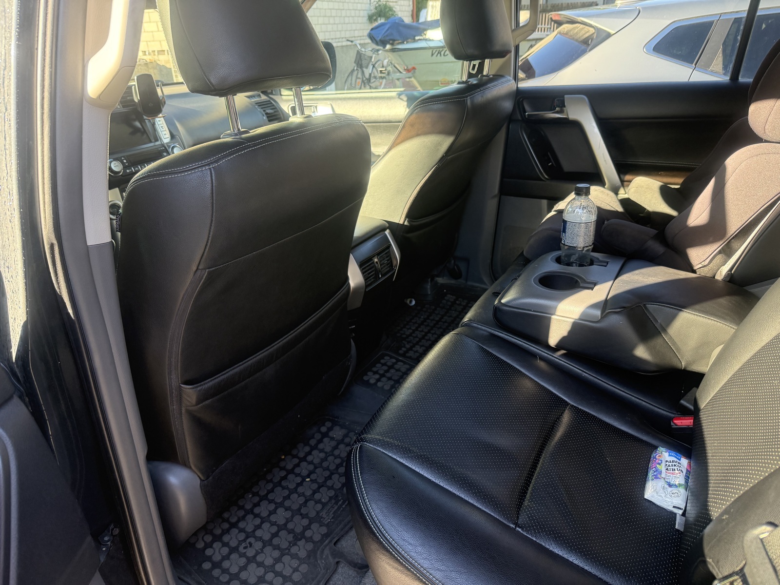 Toyota Land Cruiser 2011, kuva 5/7
