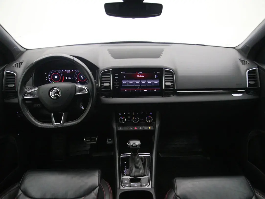 Škoda Karoq 2020, photo 2/10