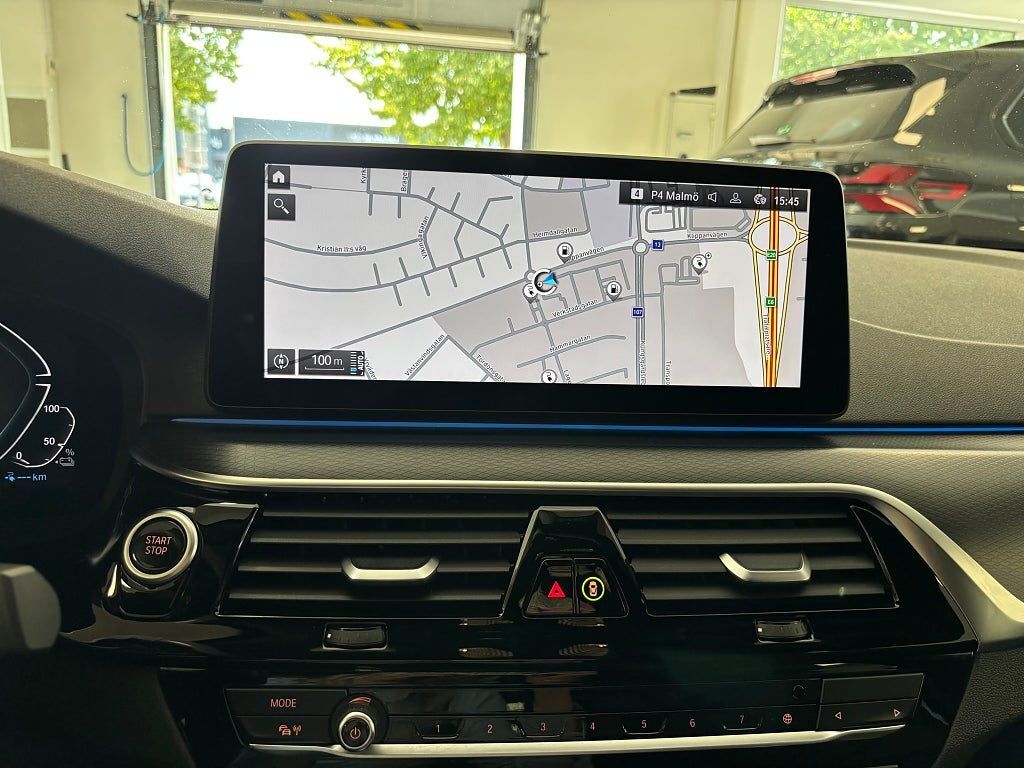 BMW 530 2022, photo 7/10