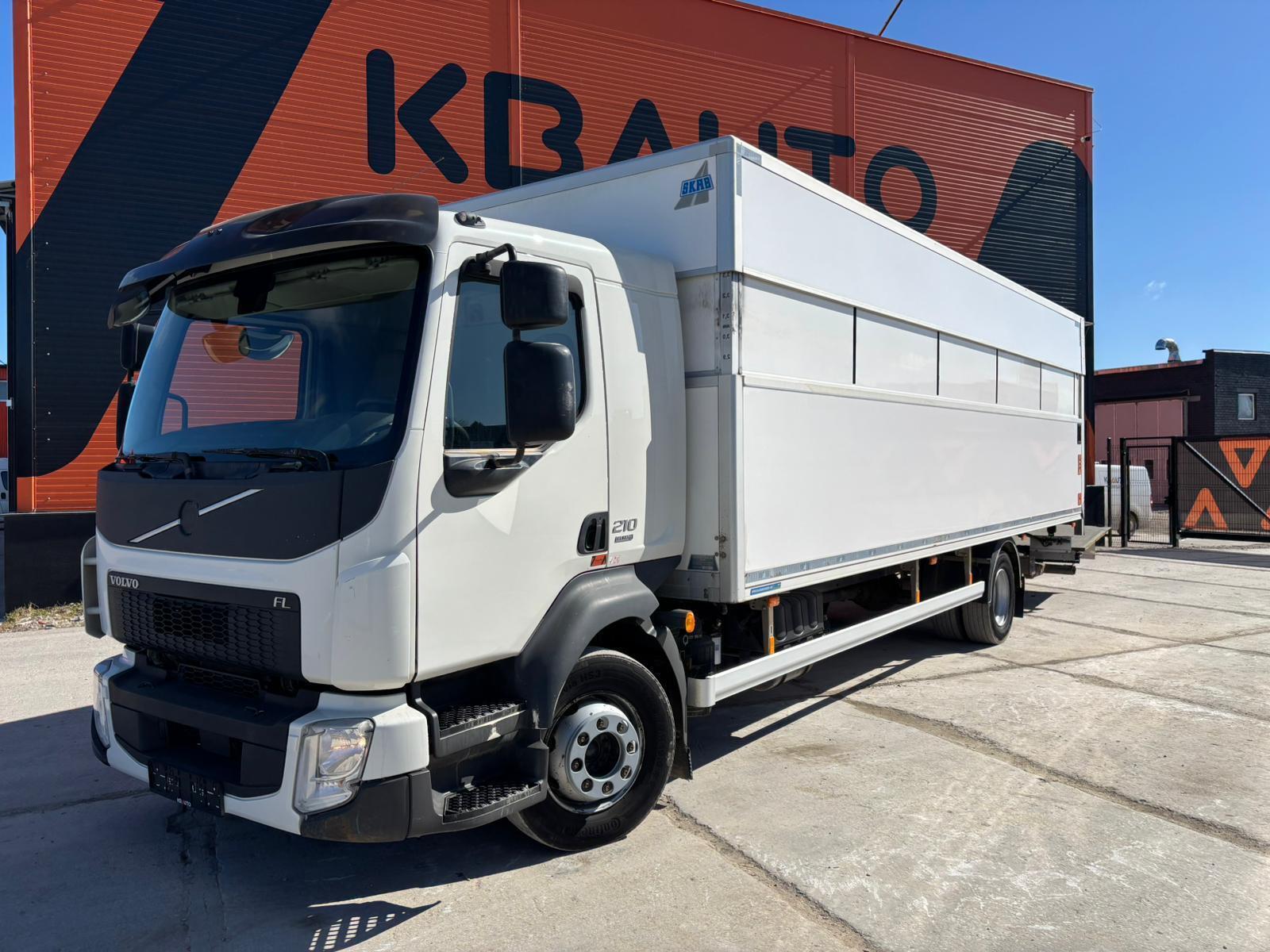 Volvo FL 210 4x2 2018, photo 2/26