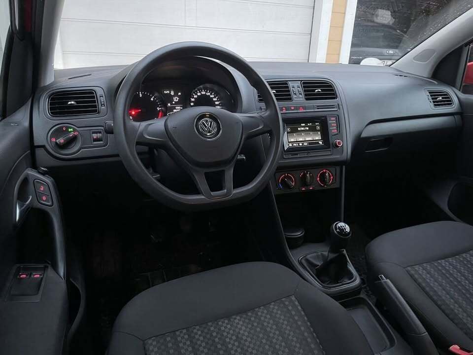 Volkswagen Polo 2014, photo 5/8