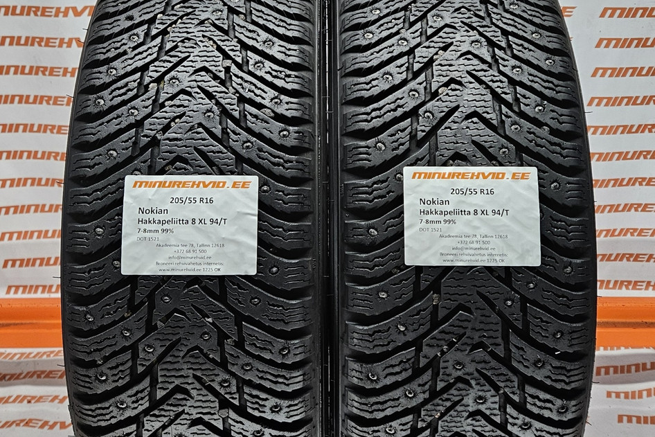 Used studded tire 205/55R16 Nokian Hakkapeliitta 8 XL 94/T