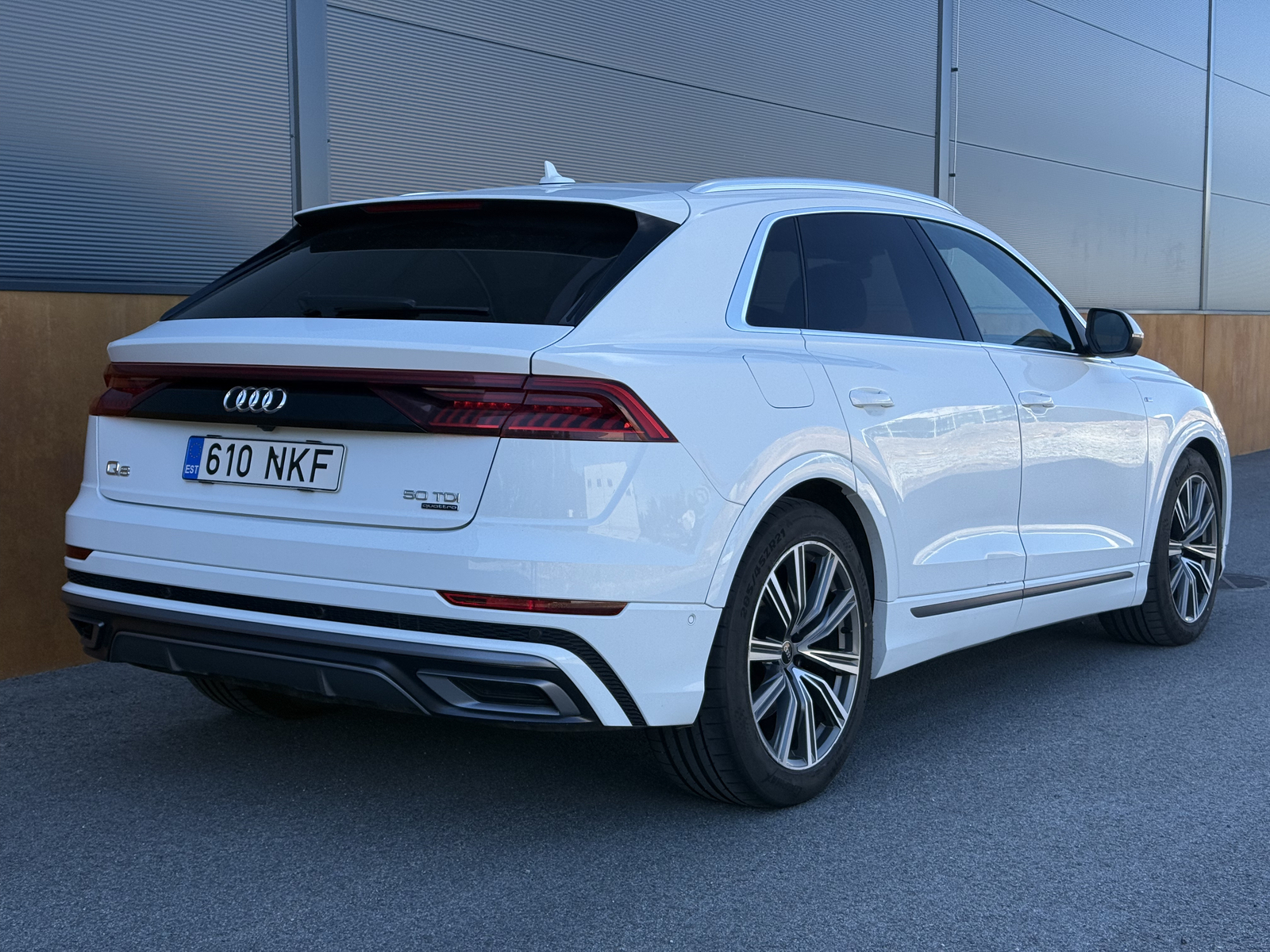 Audi Q8 2020, kuva 2/10
