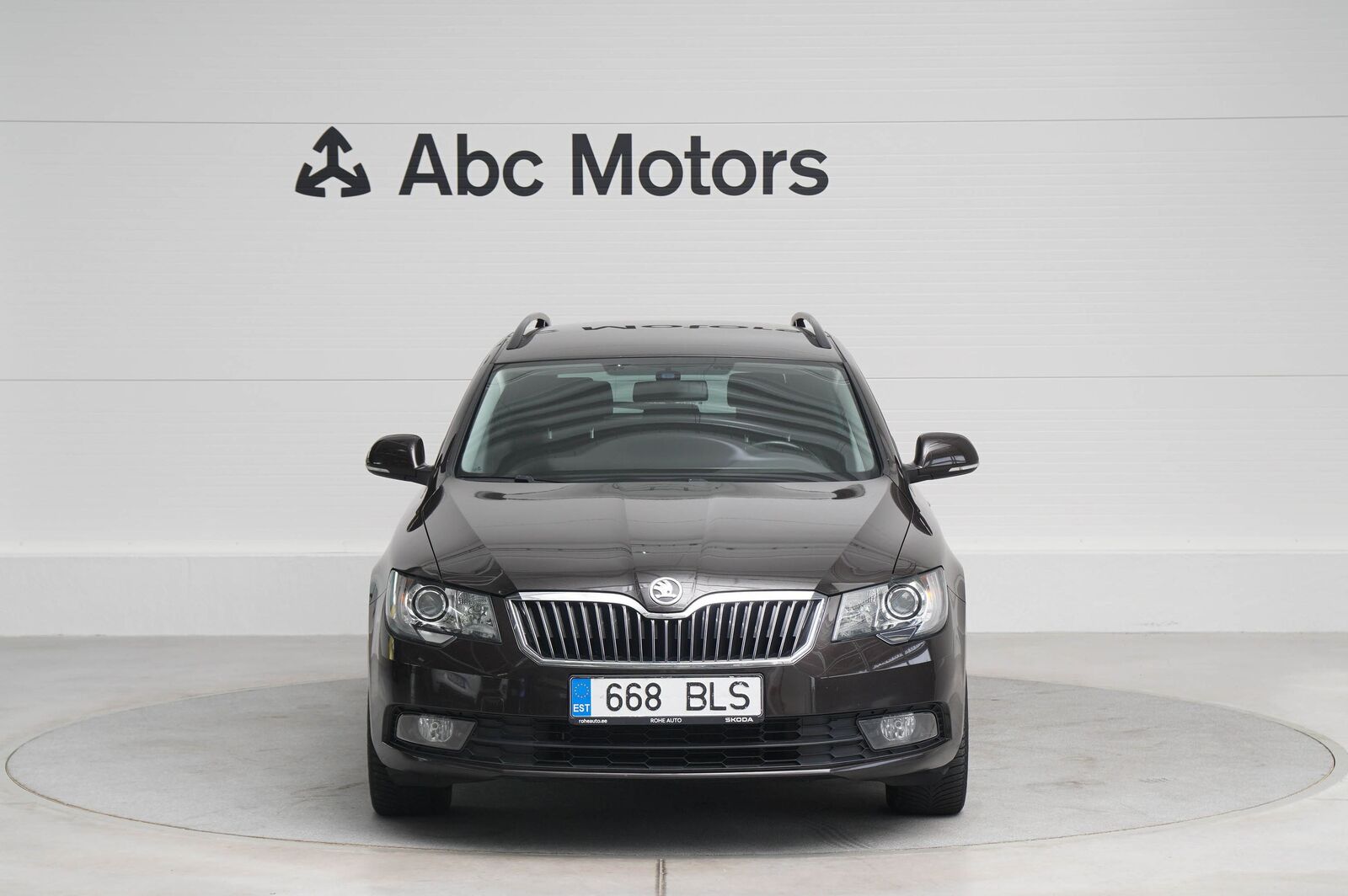 Škoda Superb 2014, kuva 2/10