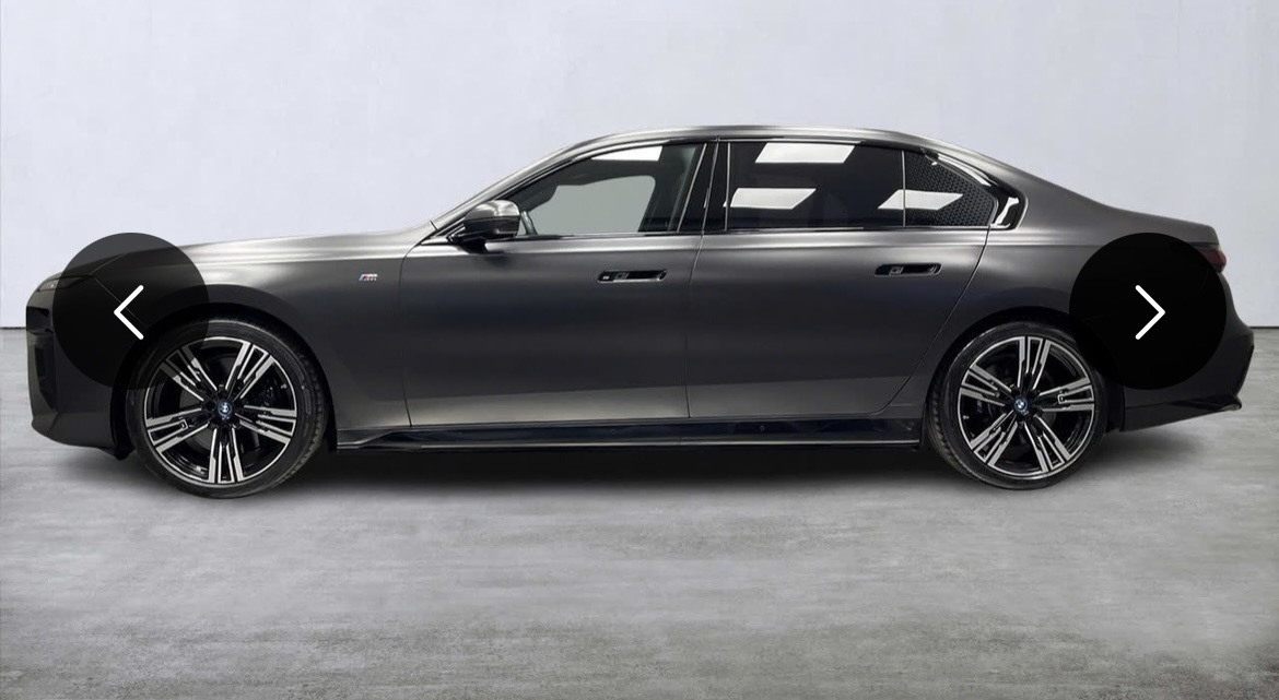 BMW i7 2023, photo 3/10