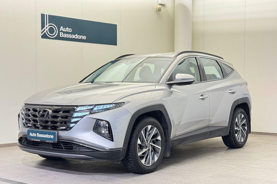 Hyundai Tucson, 2022, 1.6, 110.1 kW, бензин, механическая, передний привод