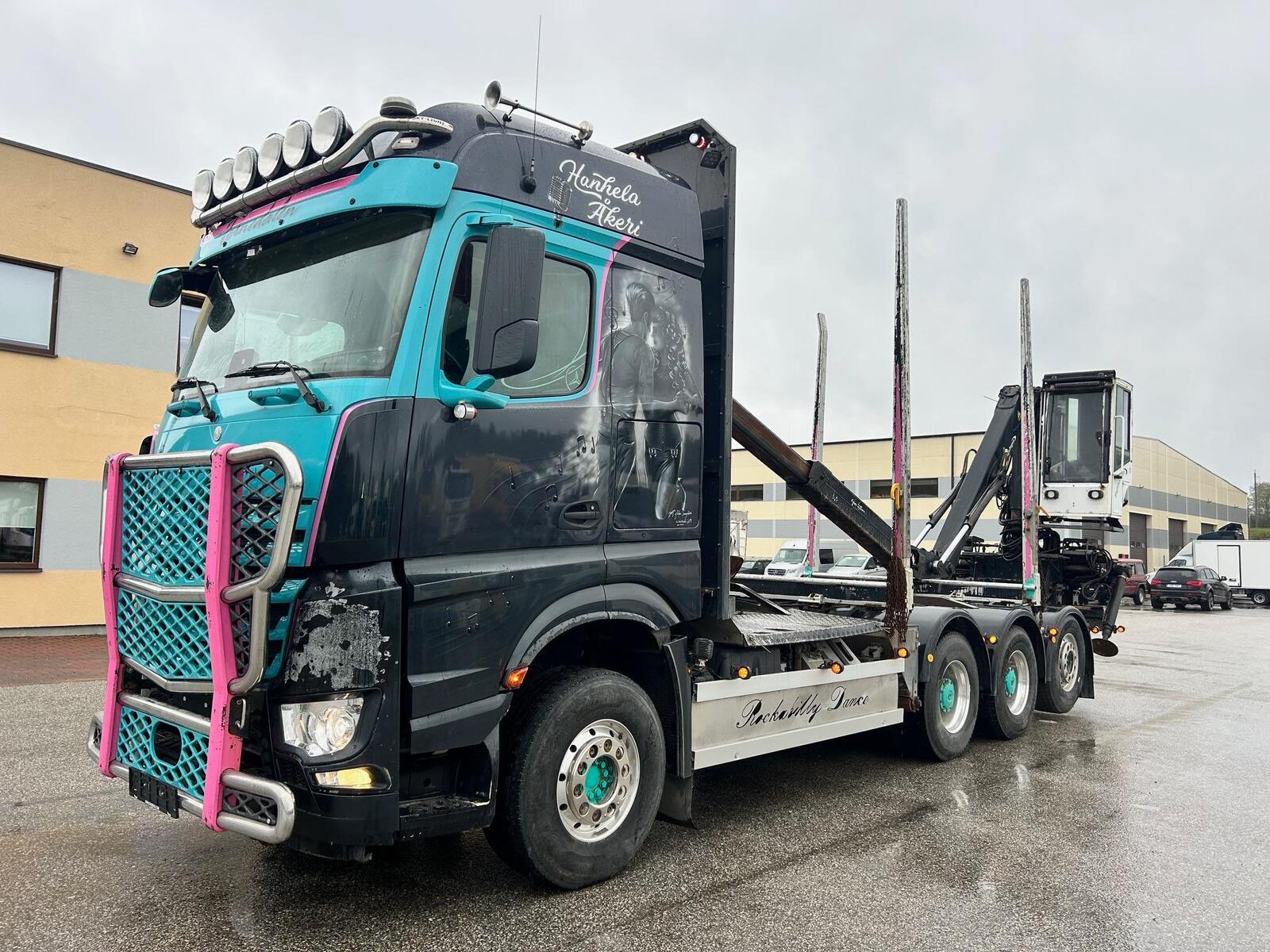 Mercedes-Benz AROCS 3263 8X4*4 + RETARDER + BERGS FEGEN CRANE 2017, photo 2/32