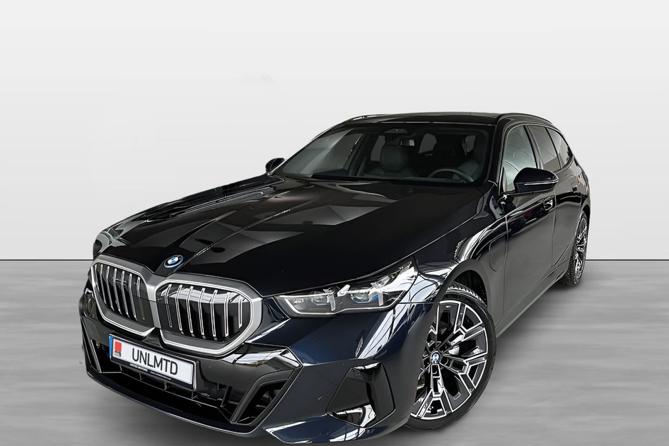 BMW 530, 2025, 2.0, hybrid (petrol/electric), automatic, all-wheel drive