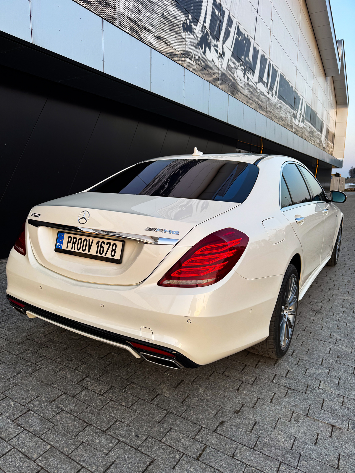 Mercedes-Benz S 550 2015, kuva 3/13