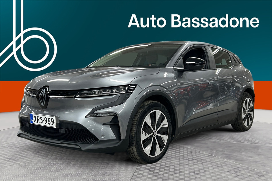Renault Megane, 2023, электричество, автомат, передний привод