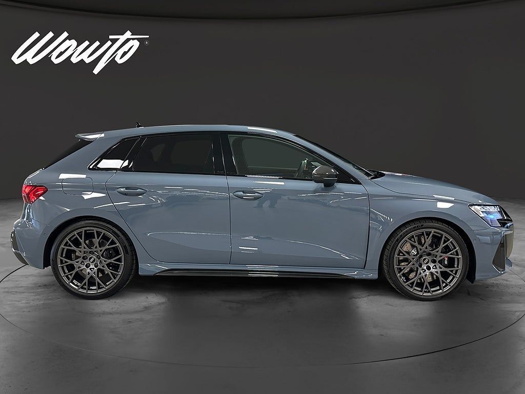 Audi RS3 2024, kuva 3/33