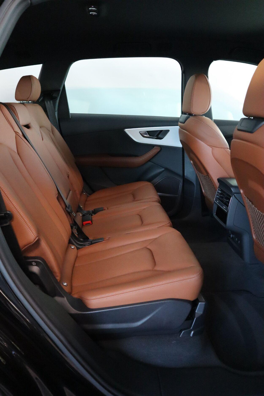 Audi Q7 2024, photo 3/13