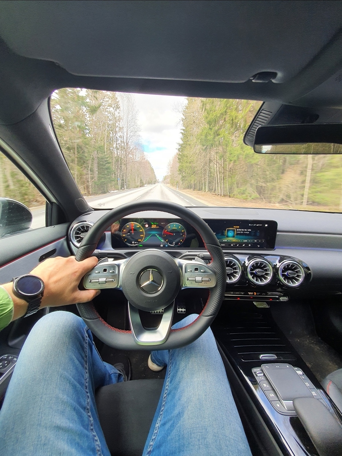 Mercedes-Benz A 200 2022, photo 2/7