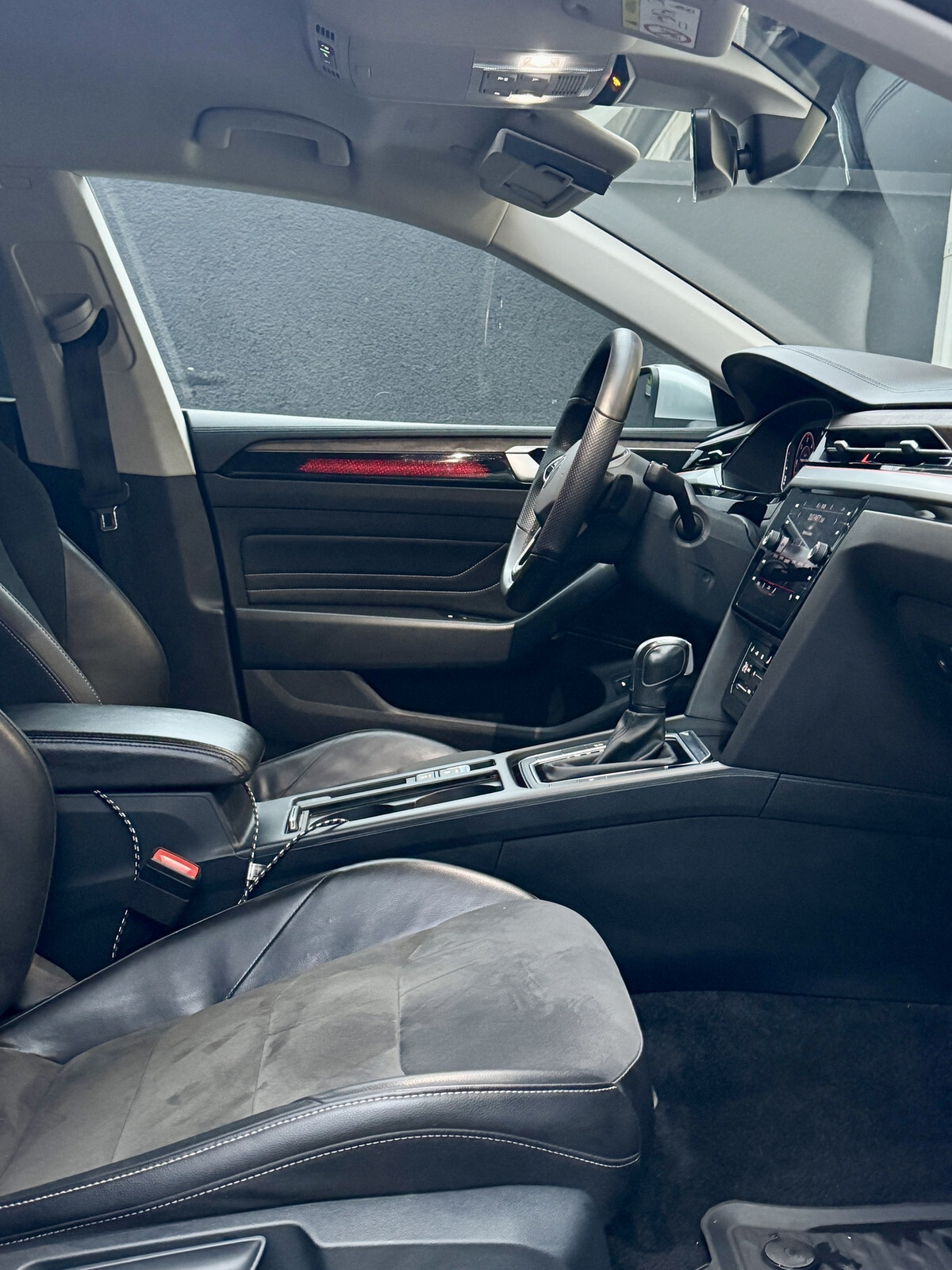 Volkswagen Arteon 2023, photo 7/9