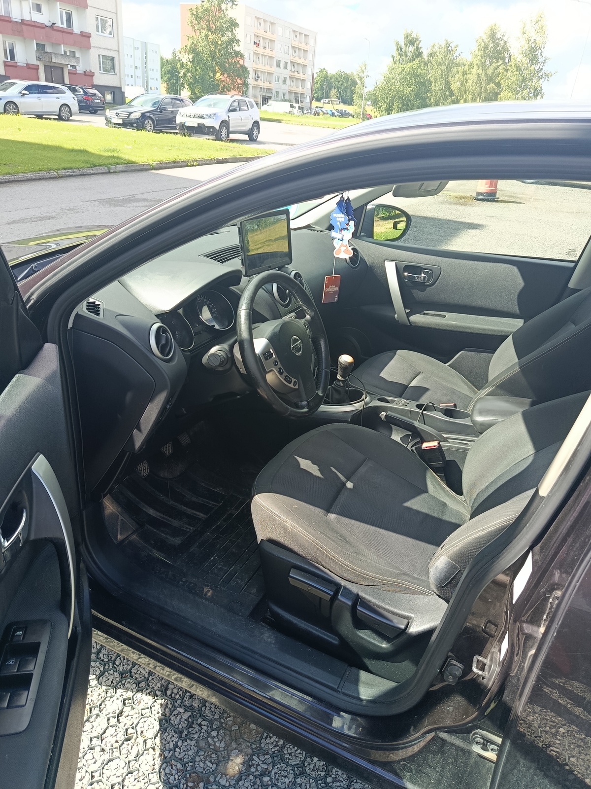 Nissan Qashqai 2013, photo 8/8