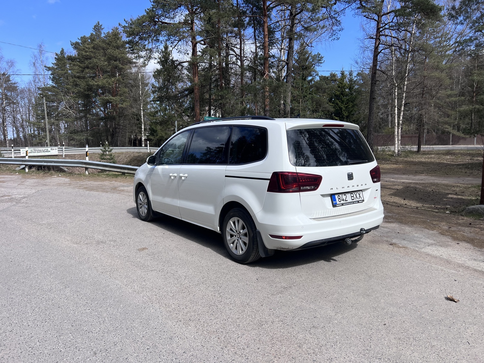 SEAT Alhambra 2017, photo 4/11
