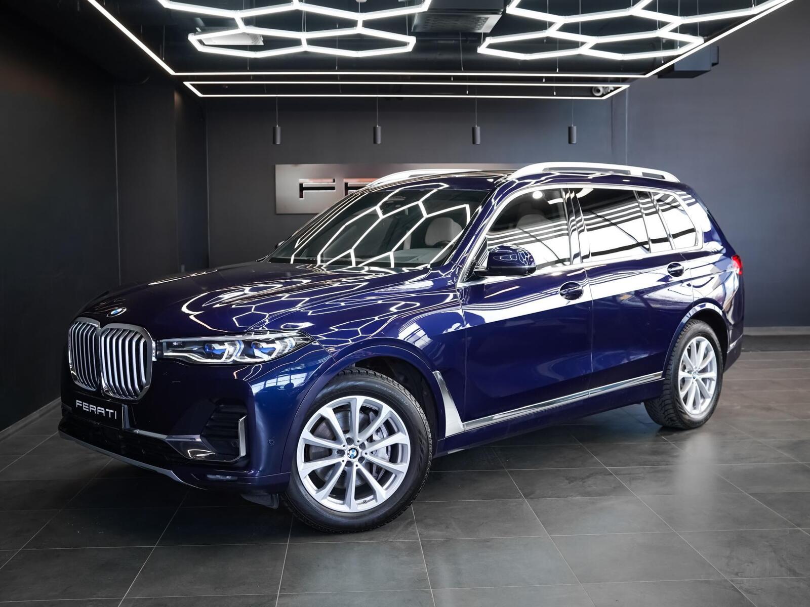 BMW X7 xDrive40d Individual Design Pure Excellence 3.0 250kW