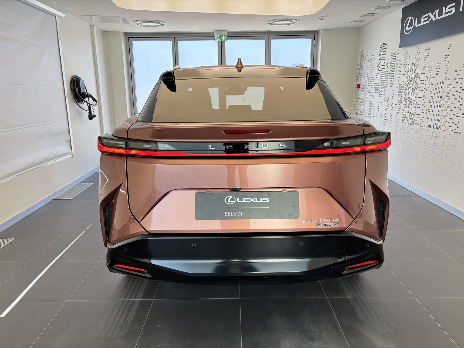 Lexus RZ 450 2024, kuva 3/10