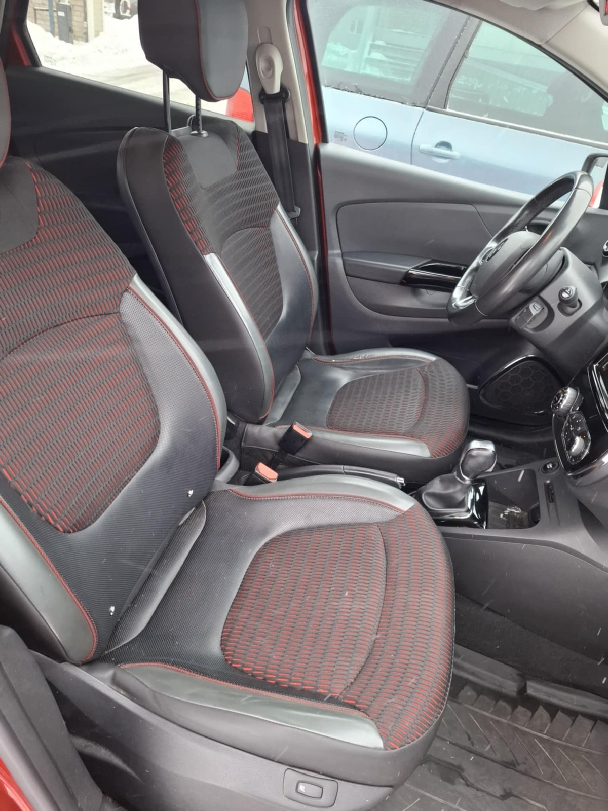 Renault Captur 2017, photo 4/10