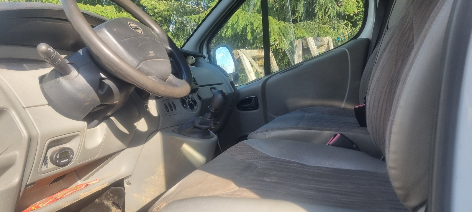 Nissan Primastar 2009, photo 5/7