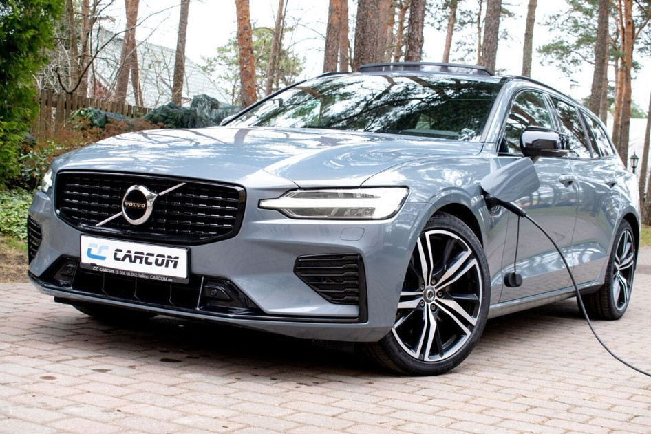 Volvo V60, 2022, 2.0, 293 kW, pistikhübriid (bensiin/elekter), automaat, nelikvedu