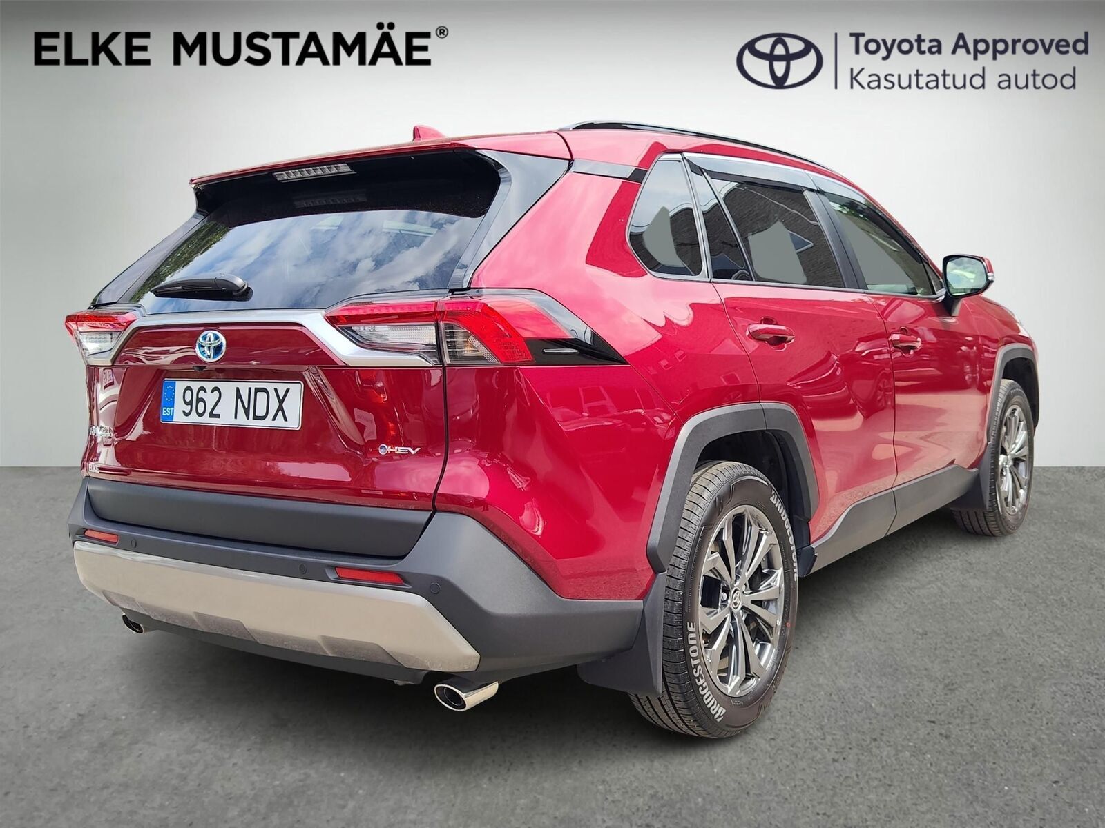 Toyota RAV4 Luxury Limited 131kW 2025, kuva 2/10
