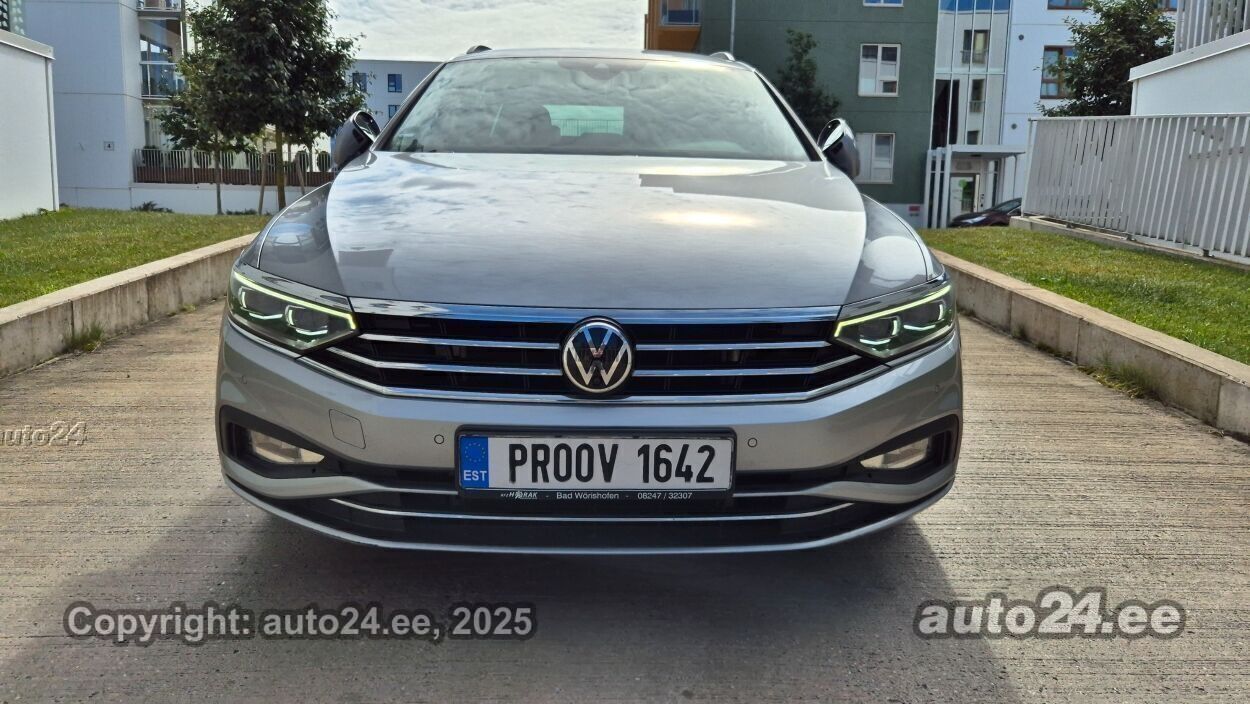 Volkswagen Passat 2021, photo 2/19