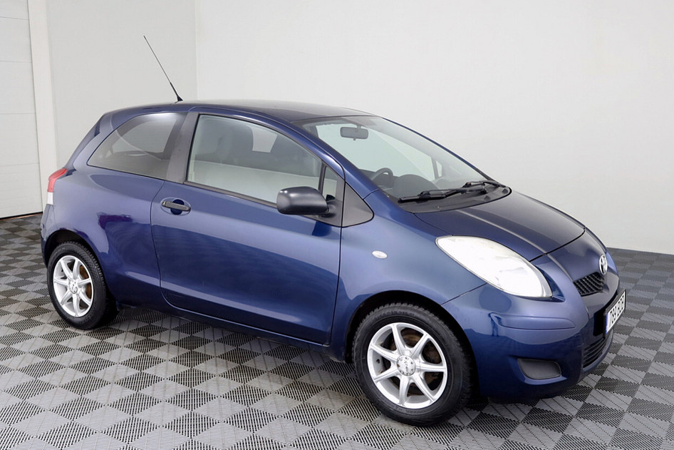 Toyota Yaris, 2010, 1.0, 51 kW, бензин, механическая, передний привод