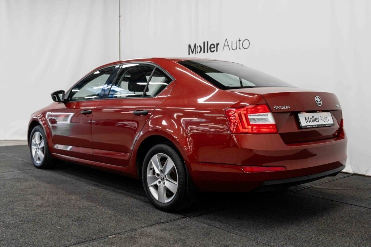 Škoda Octavia 2016, photo 3/16