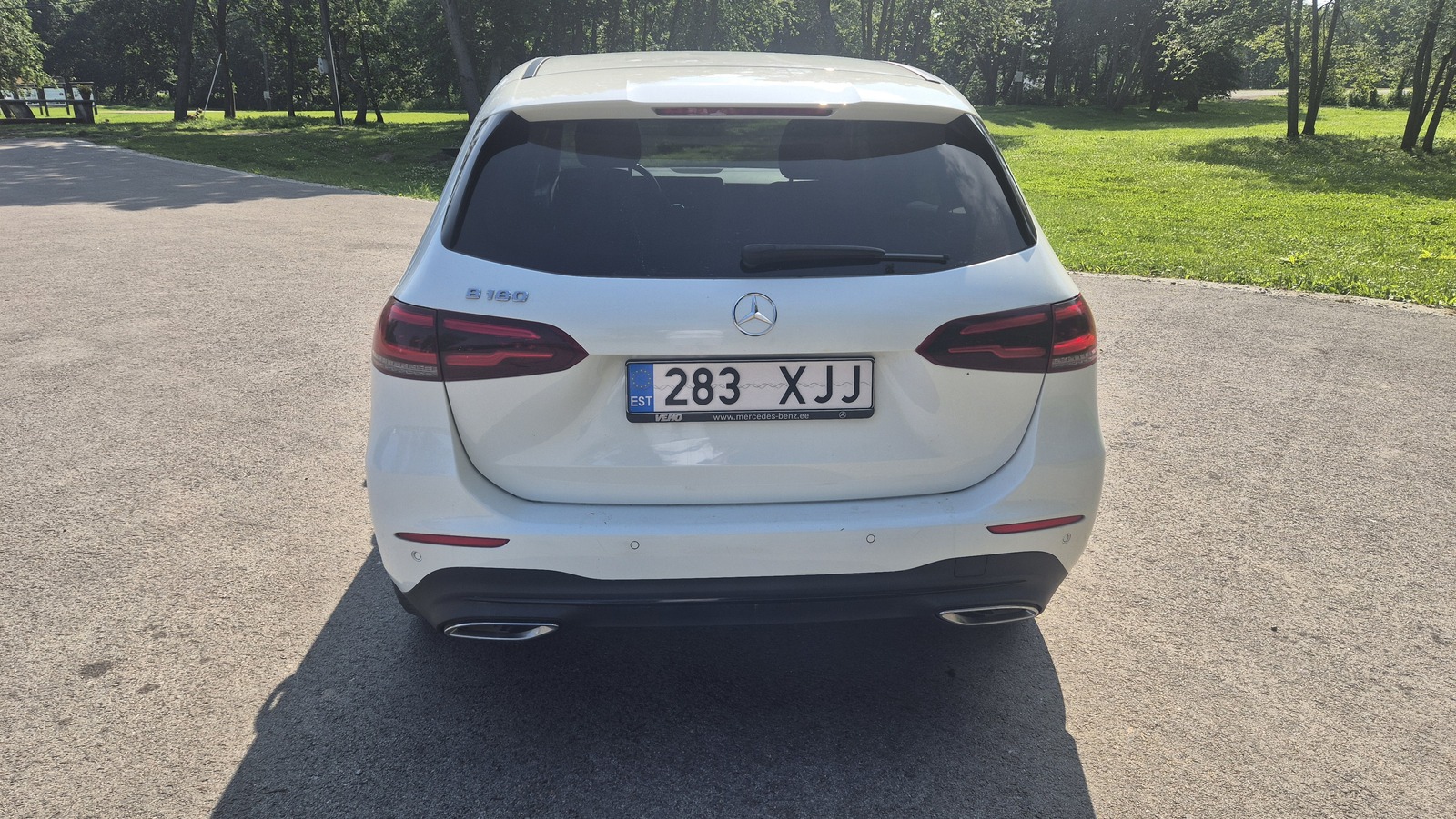 Mercedes-Benz B 180 2020, kuva 2/8