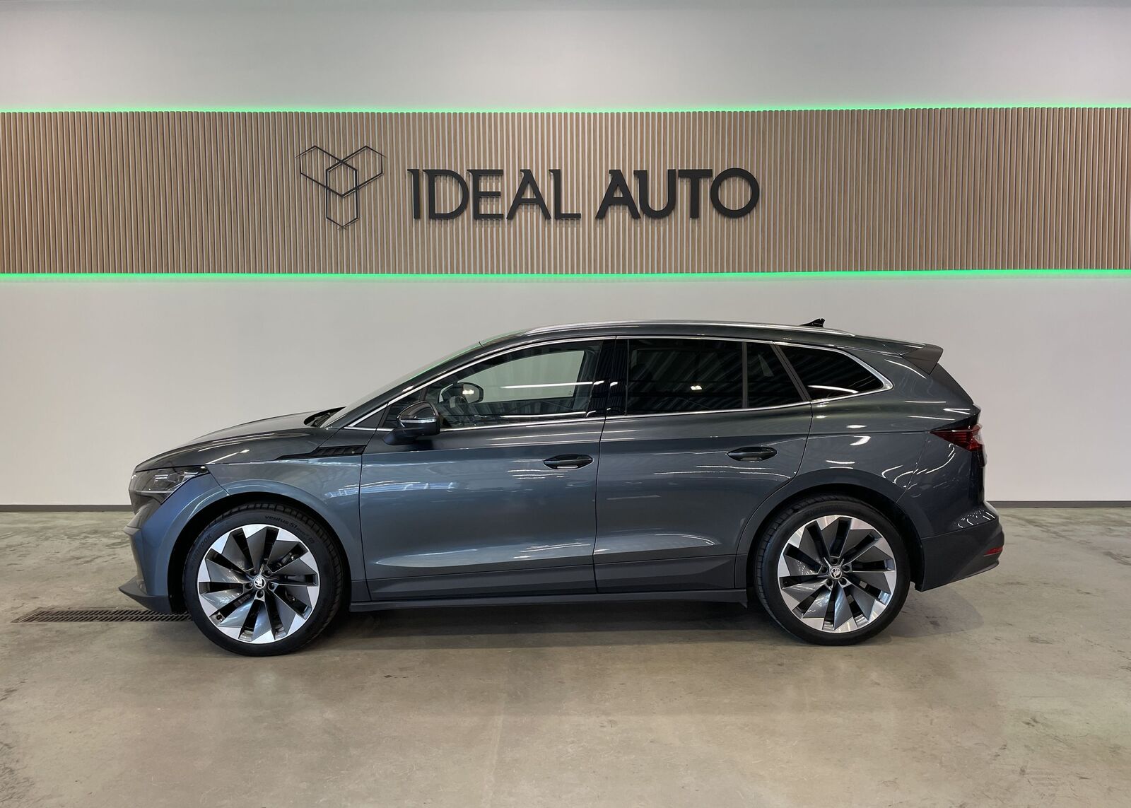 Škoda Enyaq 80 2021, photo 2/23