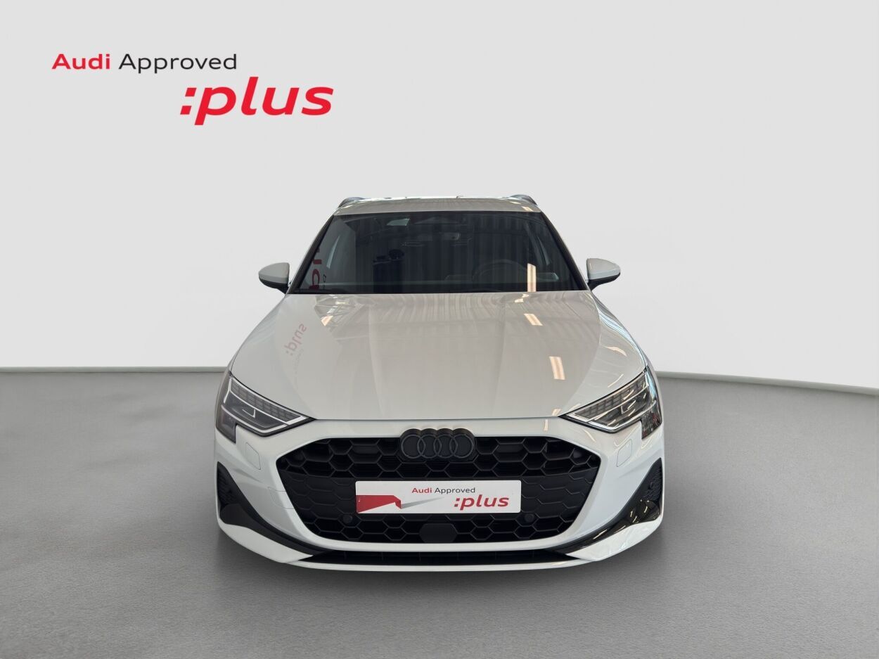 Audi A3 2025, photo 2/12